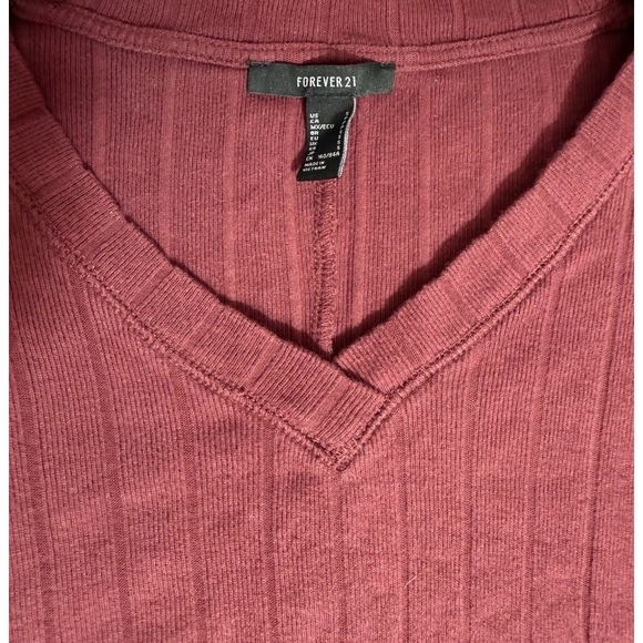 Forever 21 Small Burgundy Long Sleeve High Low Sweater - Picture 1 of 3